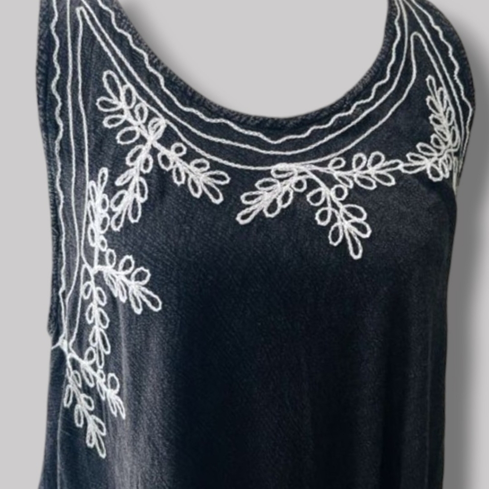 🏖️Beach By Exist Soft Flowy Black & White Summer Beach Sundress - Picture 4 of 10